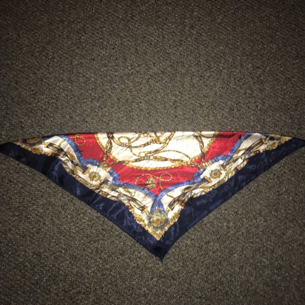 Satin ponytail scarf - Picture 2 of 2